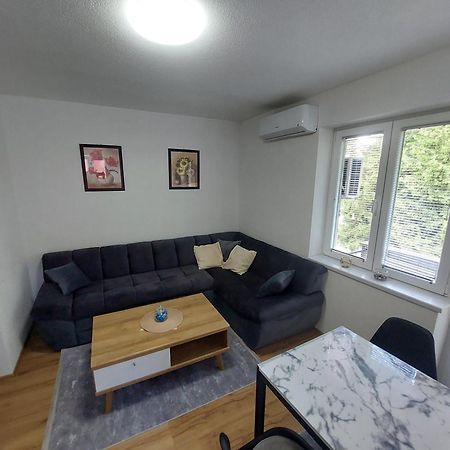 Apartman "Medeni" Bihać Exteriör bild