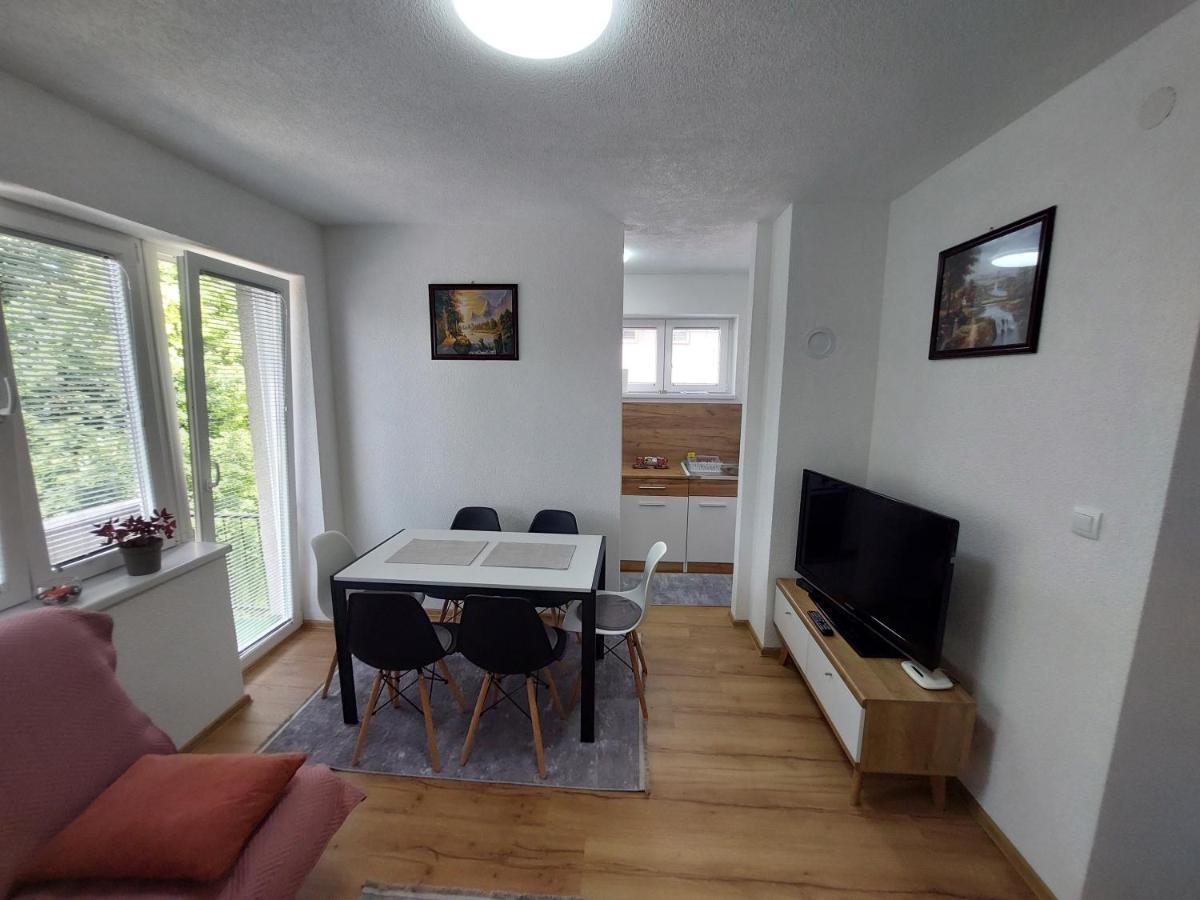 Apartman "Medeni" Bihać Exteriör bild