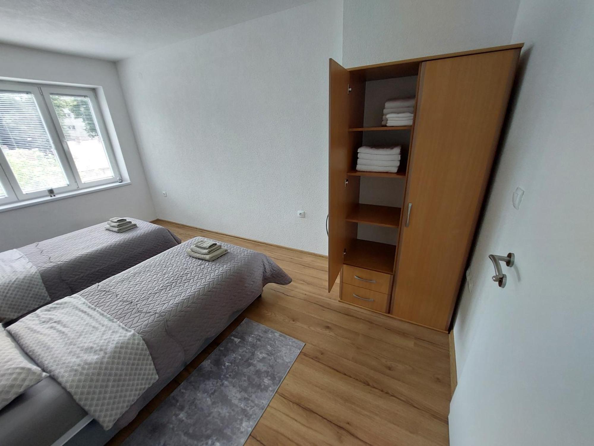 Apartman "Medeni" Bihać Exteriör bild