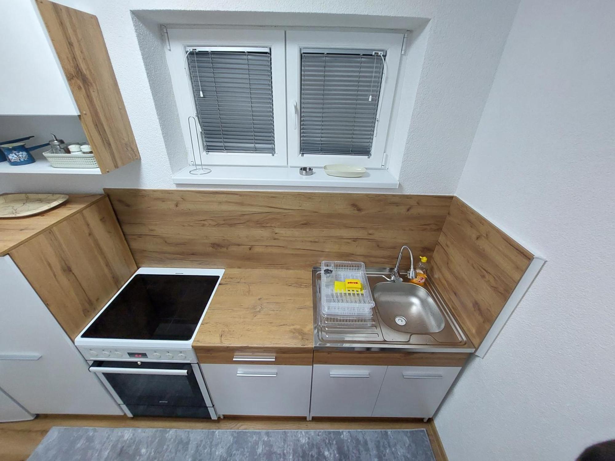 Apartman "Medeni" Bihać Exteriör bild