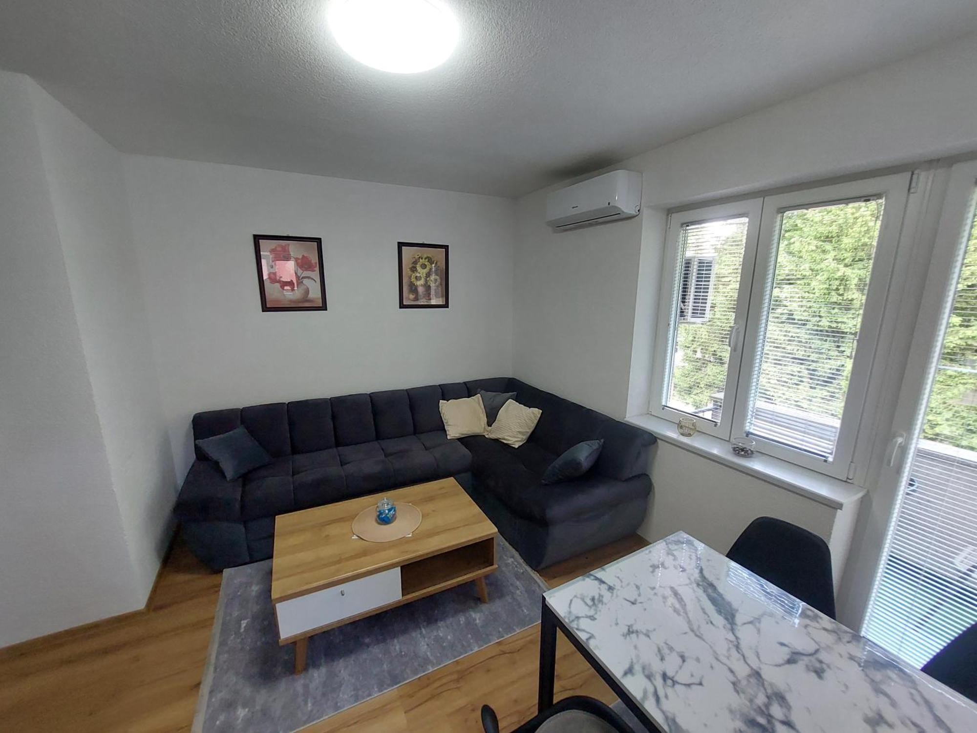 Apartman "Medeni" Bihać Exteriör bild