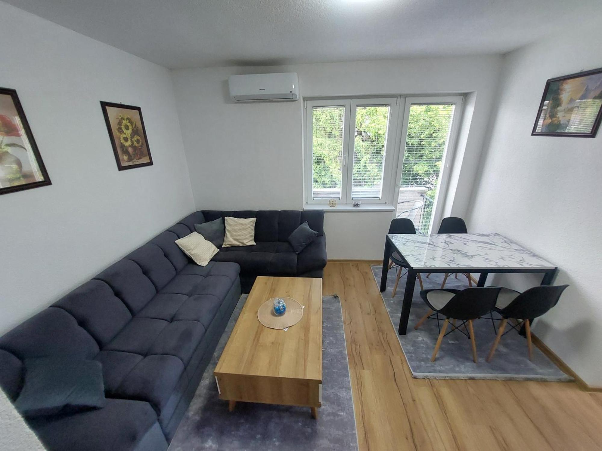 Apartman "Medeni" Bihać Exteriör bild